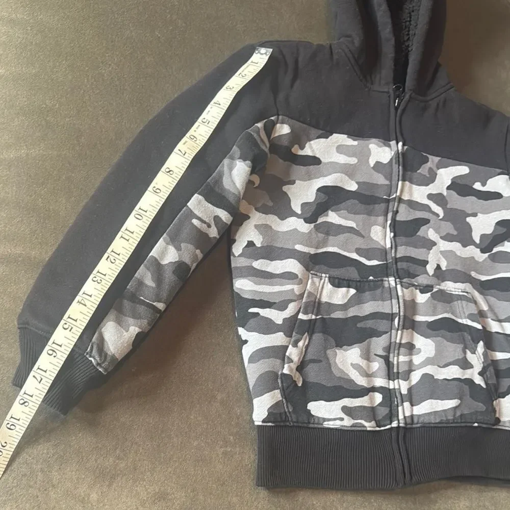 The Children’s Place Kids Camouflage Hoodie Sherpa Lined Full Zip Size M (7/8)